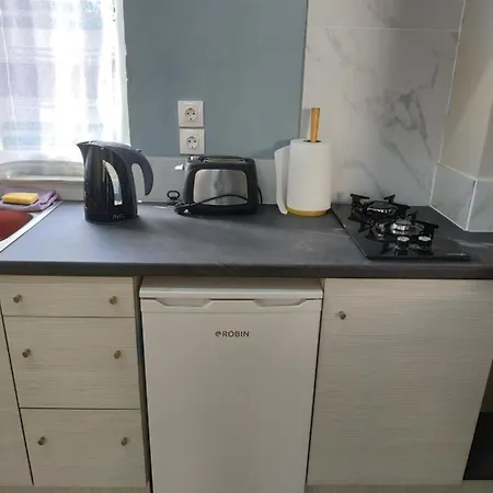 Apartment Letty's - With Free Gym Membership Mesongi